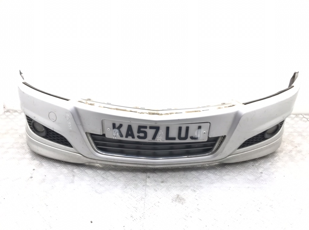Бампер передний для Opel Astra, 2007 г. 1.9 CDTi дизель б/у