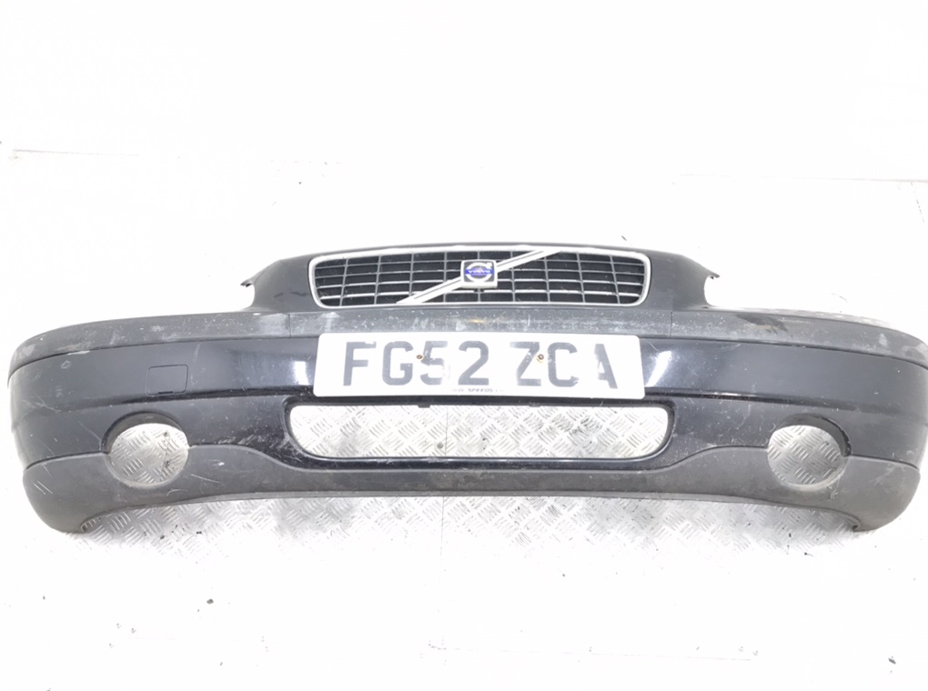 Бампер передний для Volvo S60, 2002 г. 2.4 TD дизель б/у