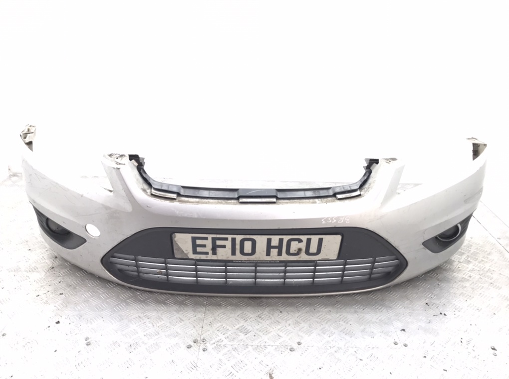 Бампер передний для Ford Focus, 2010 г. 1.8 i бензин б/у