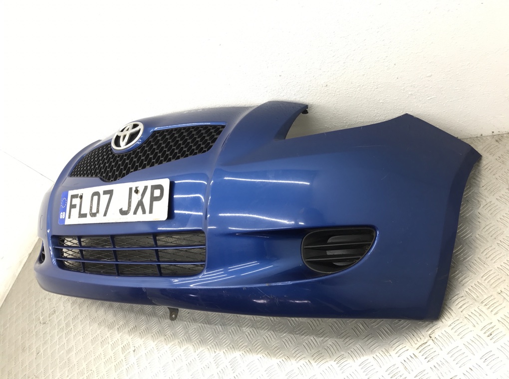 Бампер передний для Toyota Yaris, 2007 г. 1.0 i бензин б/у — фото 4