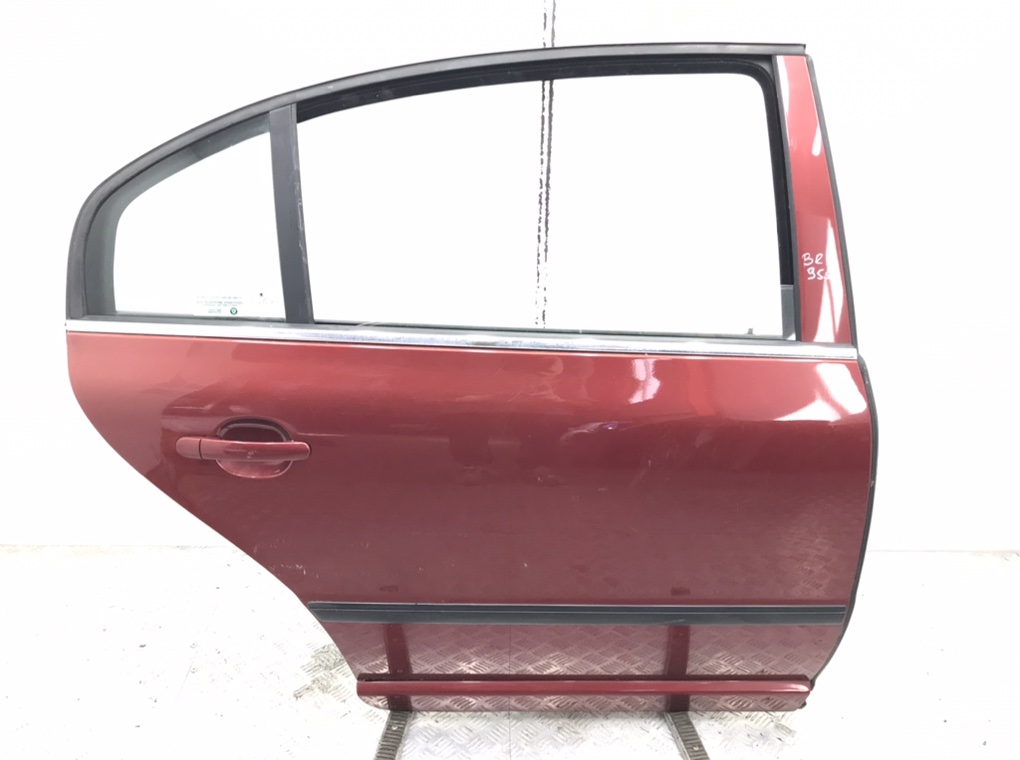 Дверь задняя правая для Skoda Superb, 2007 г. 2.0 TDI дизель б/у