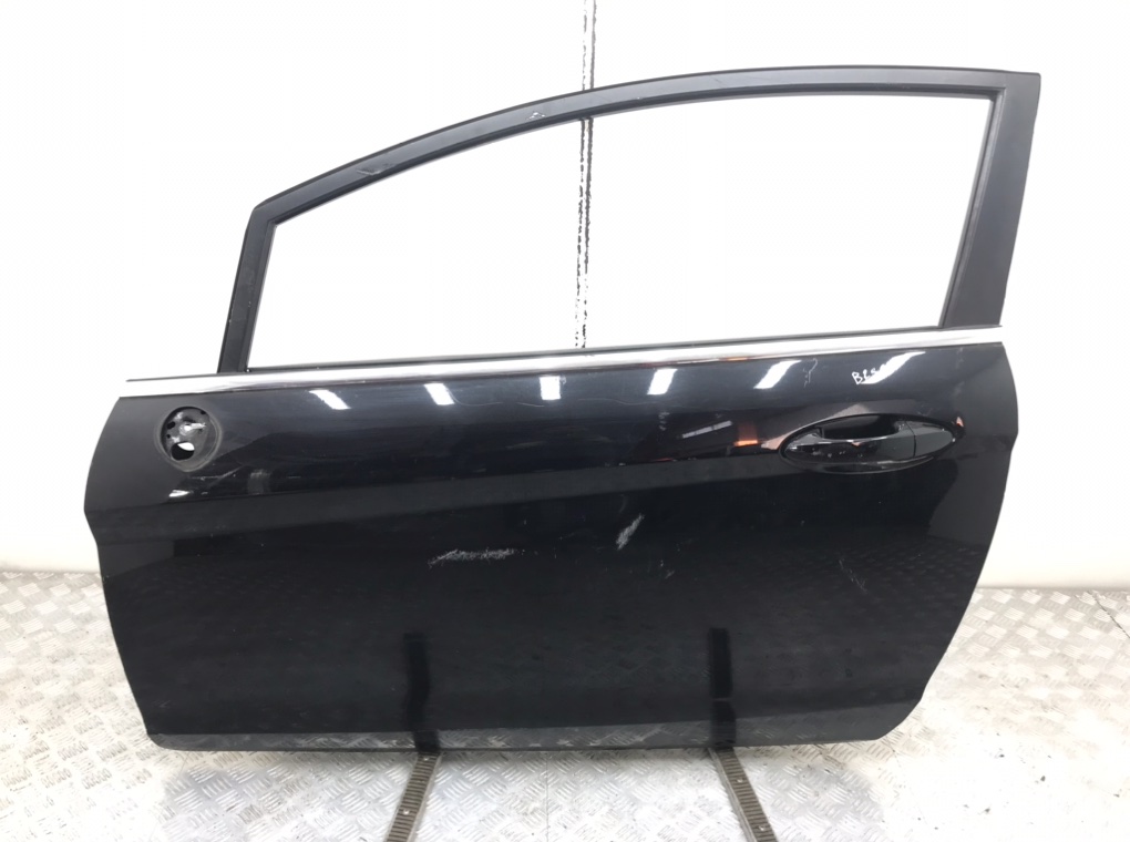 Дверь передняя левая для Ford Fiesta, 2012 г. 1.2 i бензин б/у