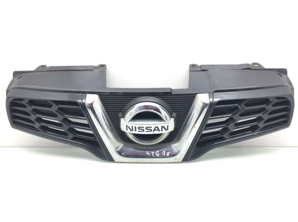 Решетка радиатора для Nissan Qashqai, 2012 г. 1.5 DCi дизель б/у