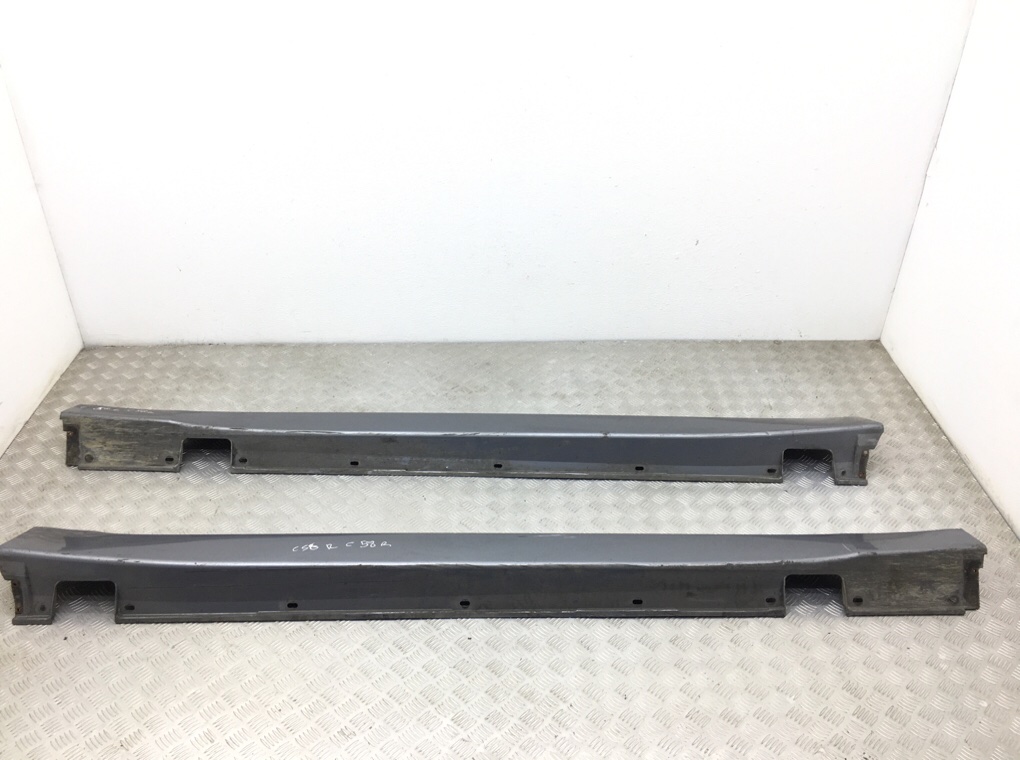 Накладка на порог для BMW 5 E60/E61, 2003 г. 2.5 i бензин б/у