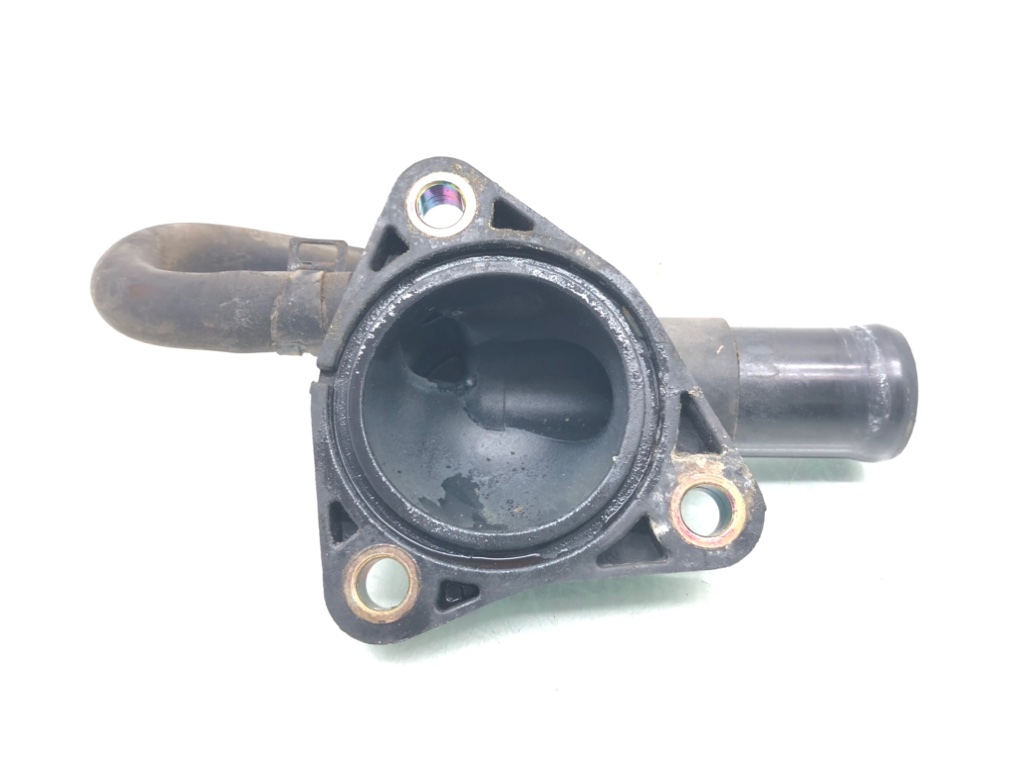 Корпус термостата для Mazda 3, 2004 г. 1.6 i бензин б/у — фото 4