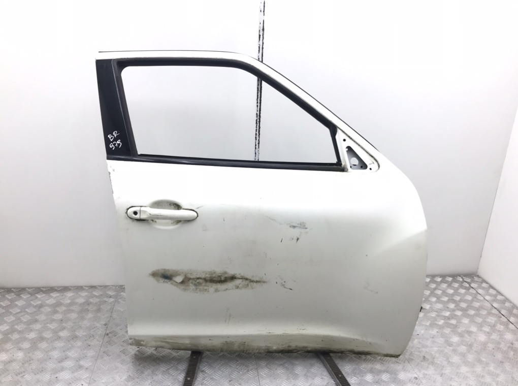 Дверь передняя правая для Nissan Juke, 2013 г. 1.6 i бензин б/у