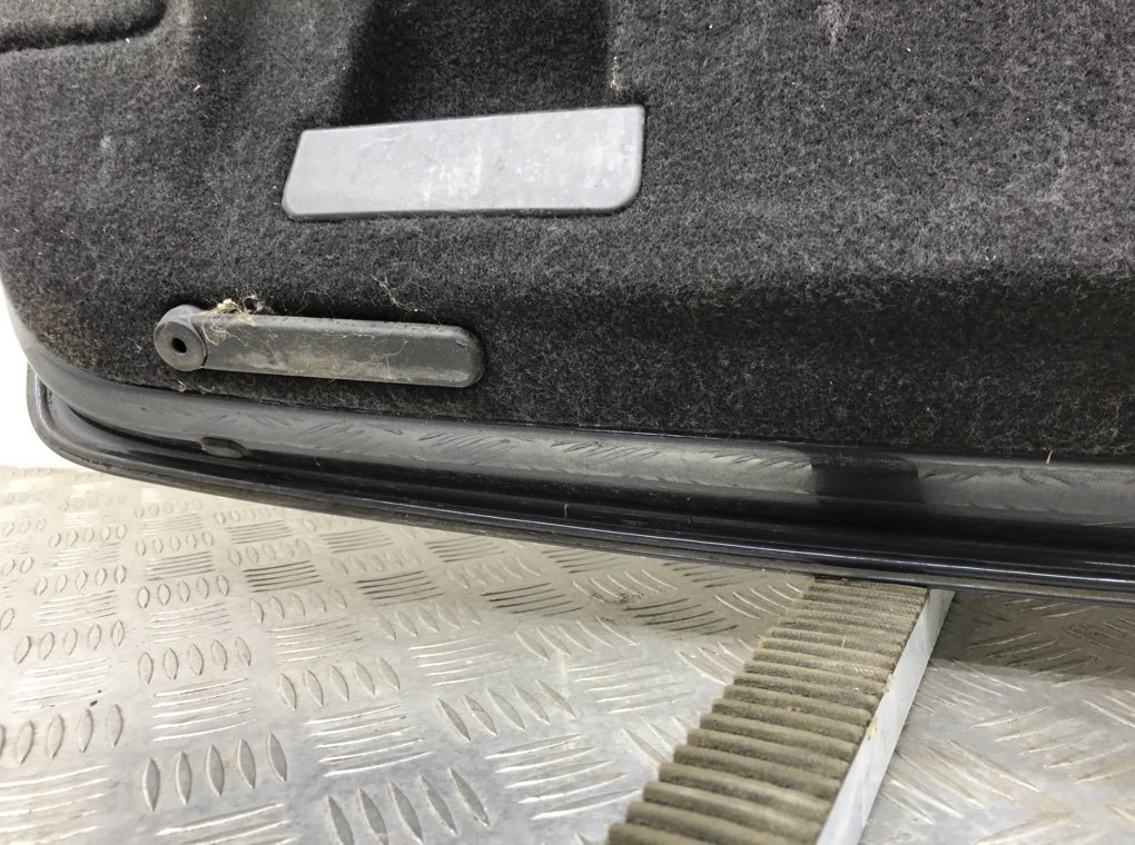 Крышка багажника для Audi A5, 2010 г. 2.0 TDi дизель б/у — фото 4