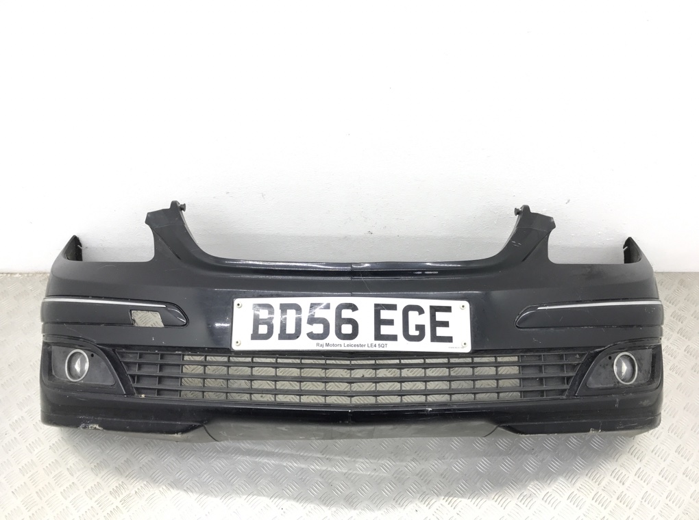 Бампер передний для Mercedes B W245, 2006 г. 1.7 i бензин б/у