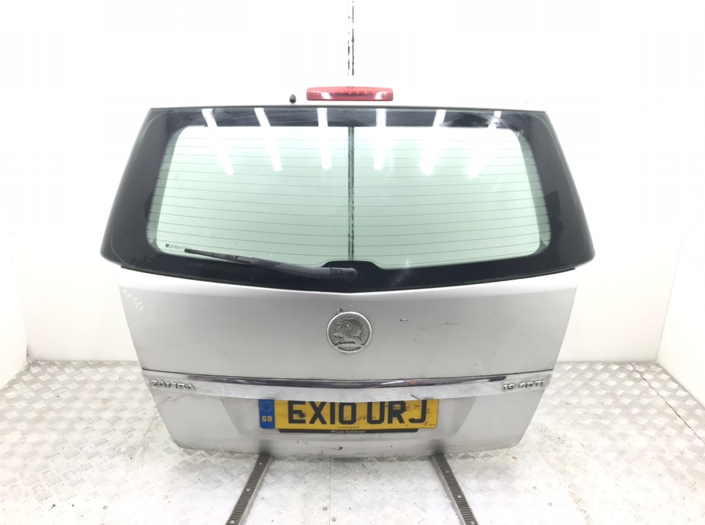 Крышка багажника для Opel Zafira, 2010 г. 1.9 CDTi дизель б/у