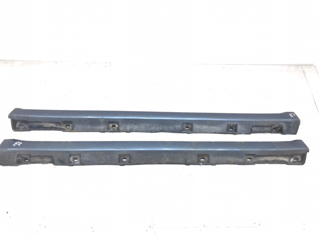 Накладка на порог для Subaru Legacy, 2006 г. 3.0 i бензин б/у