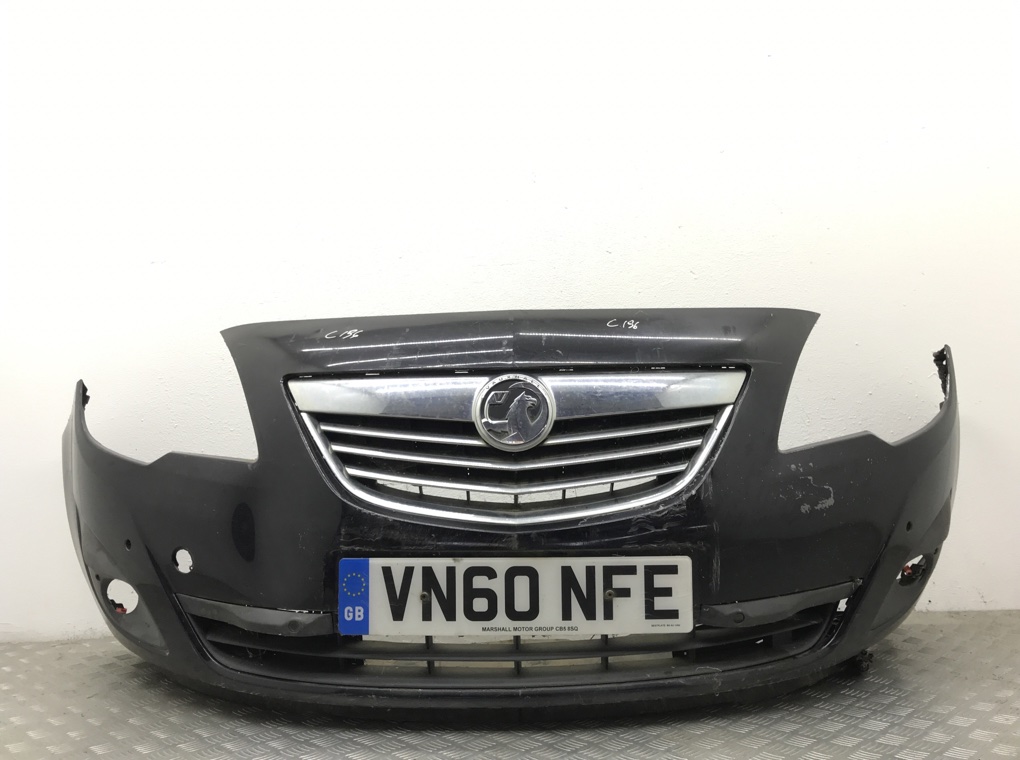 Бампер передний для Opel Meriva, 2010 г. 1.4 i бензин б/у