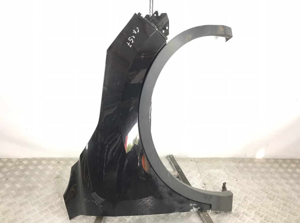 Крыло переднее правое для Nissan Qashqai, 2014 г. 1.2 i бензин б/у