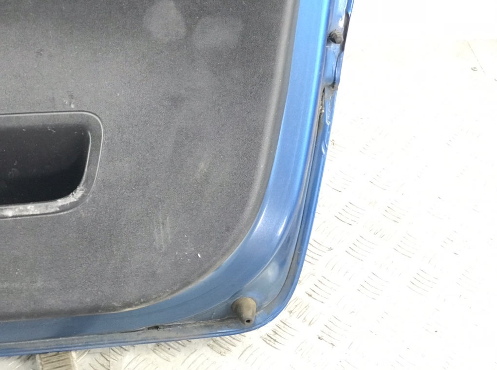 Крышка багажника для Kia Venga, 2010 г. 1.4 CRDi дизель б/у — фото 4