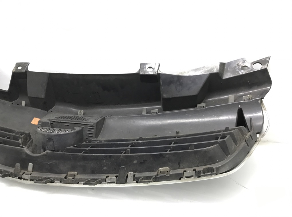 Решетка радиатора для Opel Zafira, 2007 г. 1.9 CDTi дизель б/у — фото 5