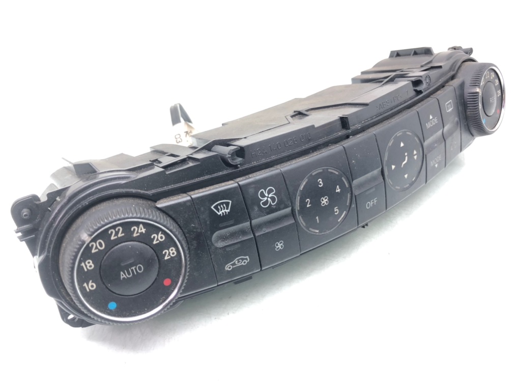 Блок управления печки/климат-контроля для Mercedes E W211, 2005 г. 2.2 CDi дизель б/у — фото 4