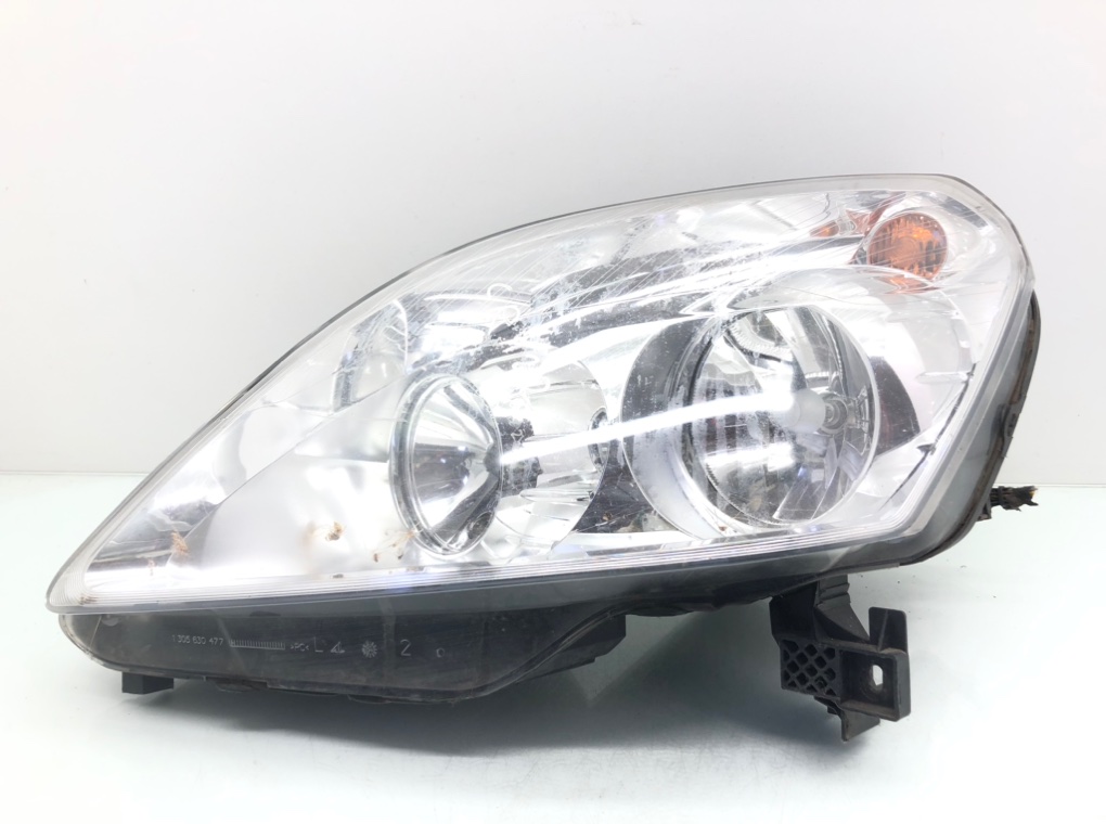 Фара левая для Opel Zafira, 2011 г. 1.7 CDTi дизель б/у