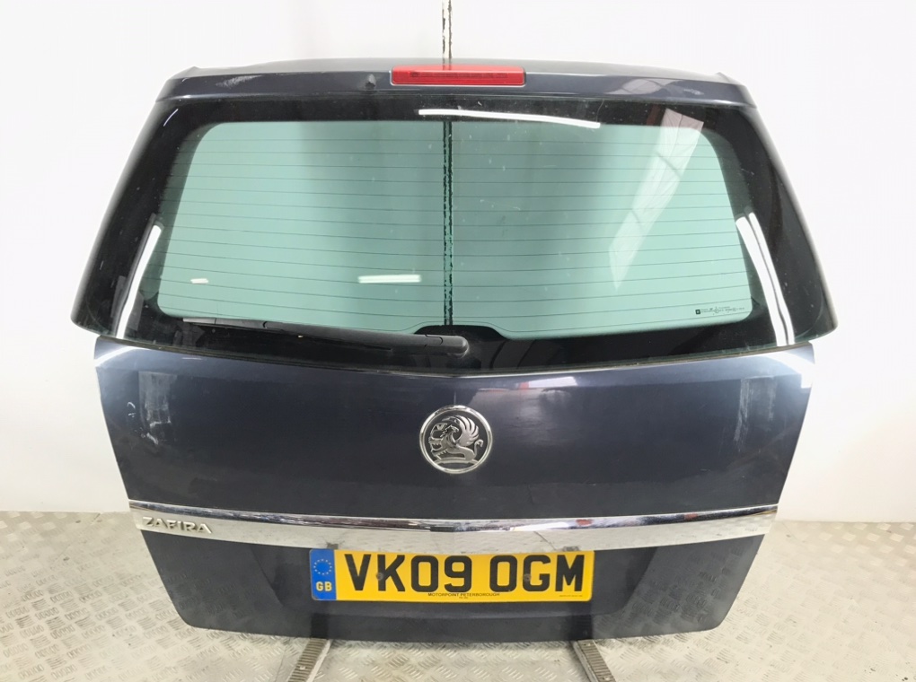 Крышка багажника для Opel Zafira, 2009 г. 1.6 i бензин б/у