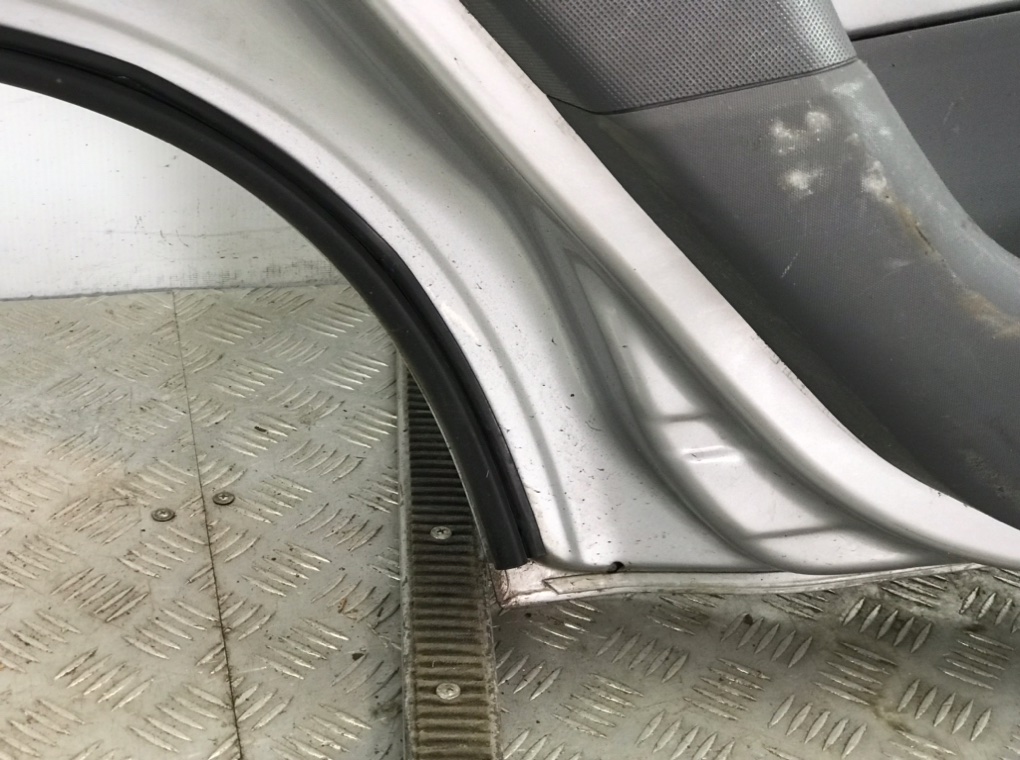 Дверь задняя левая для Peugeot 107, 2008 г. 1.0 i бензин б/у — фото 4