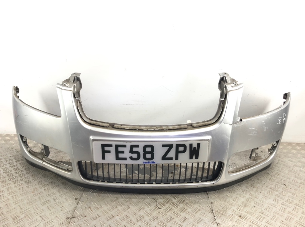 Бампер передний для Skoda Roomster, 2008 г. 1.4 i бензин б/у
