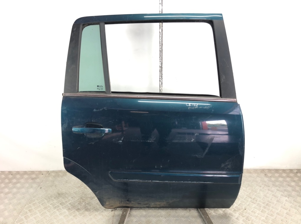 Дверь задняя правая для Opel Zafira, 2007 г. 1.9 CDTi дизель б/у