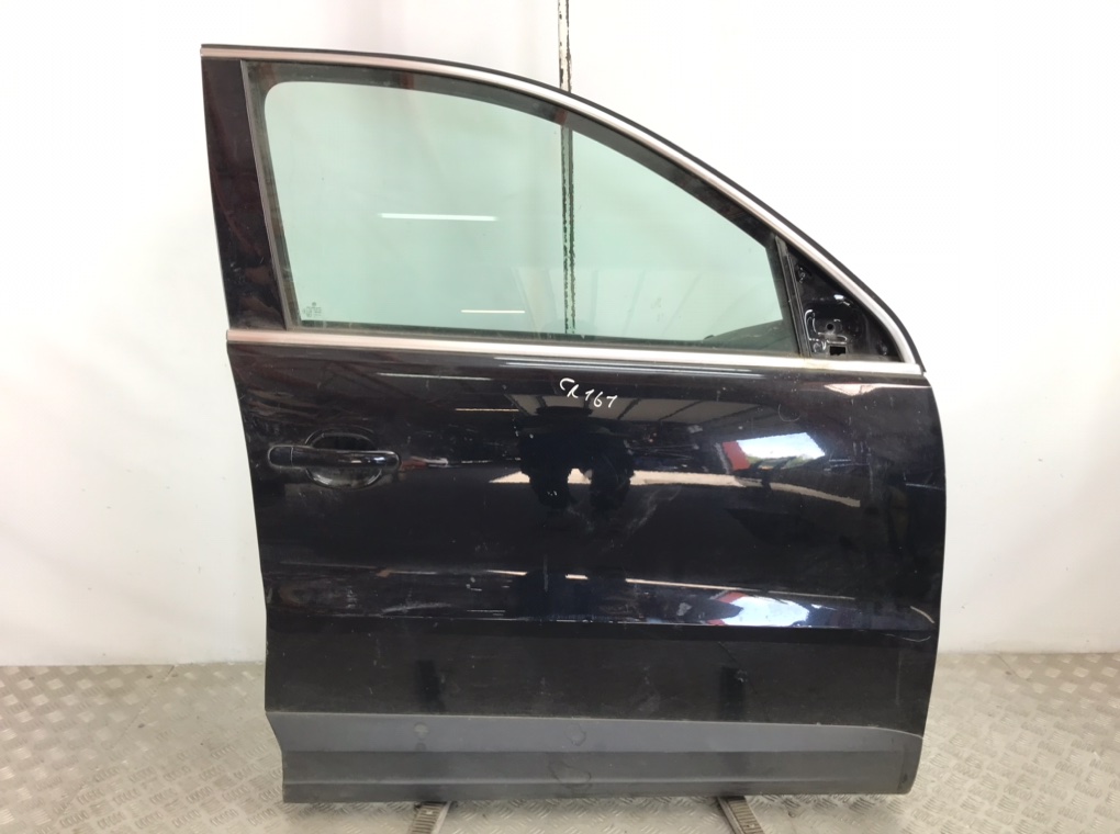 Дверь передняя правая для Volkswagen Tiguan, 2009 г. 2.0 TDi дизель б/у