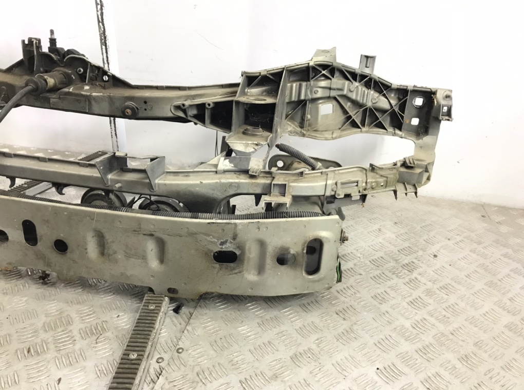 Панель передняя (телевизор) для Ford C-Max, 2008 г. 1.8 i бензин б/у — фото 4