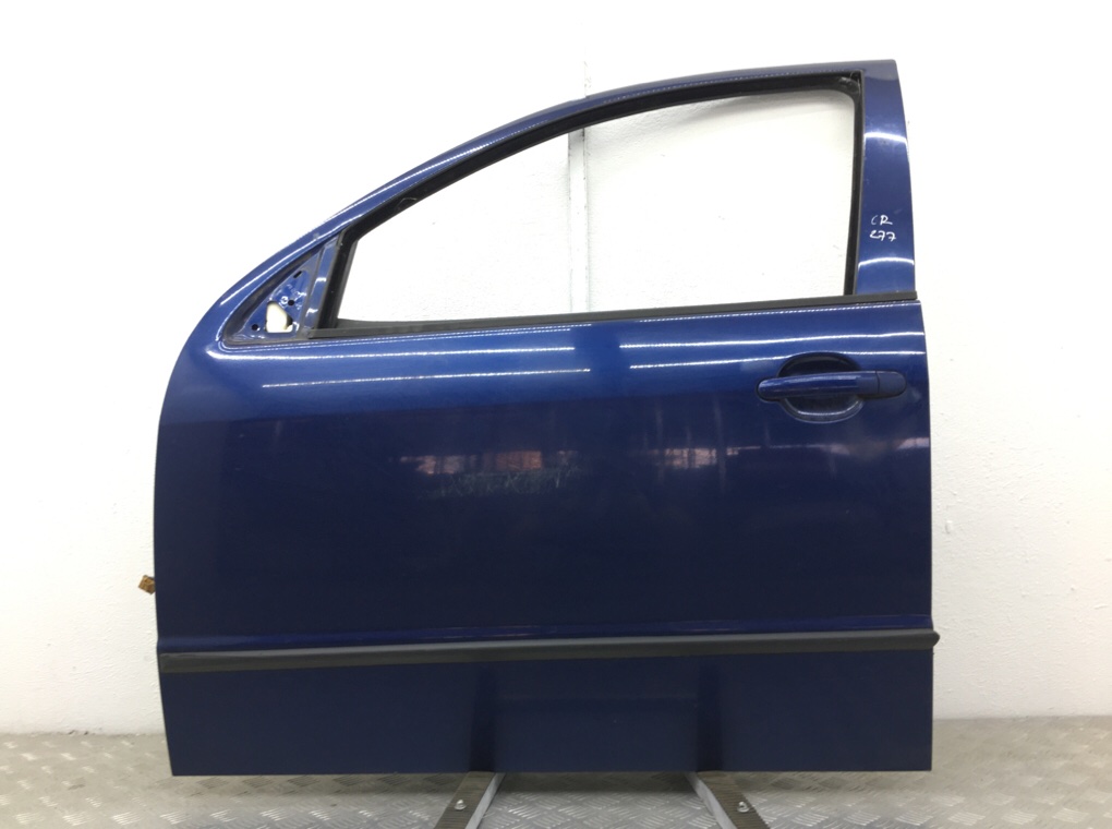 Дверь передняя левая для Skoda Fabia, 2007 г. 1.9 TDi дизель б/у