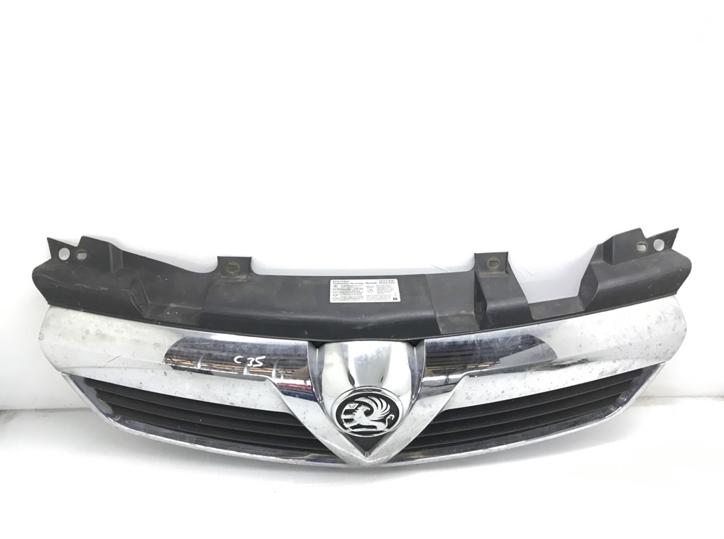 Решетка радиатора для Opel Zafira, 2007 г. 1.9 CDTi дизель б/у — фото 2