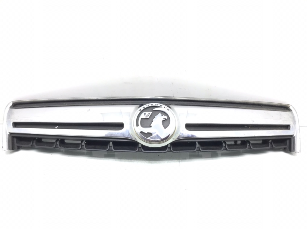 Решетка радиатора для Opel Antara, 2012 г. 2.2 CDTi дизель б/у
