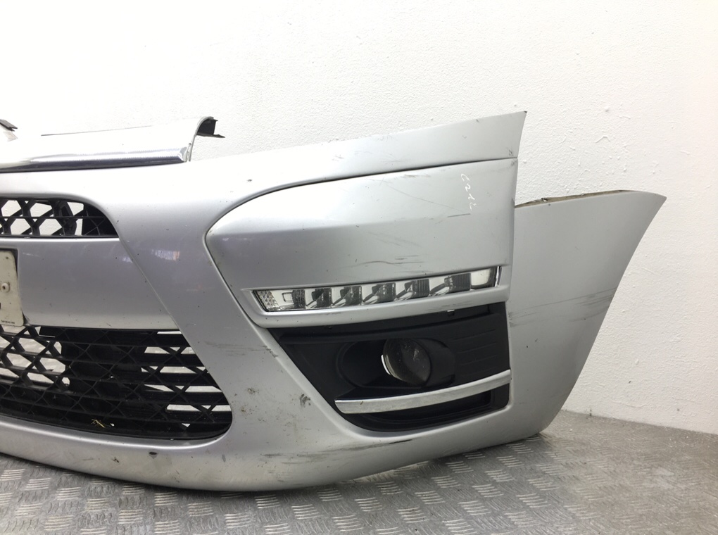 Бампер передний для Citroen C4 Grand Picasso, 2012 г. 1.6 HDi дизель б/у — фото 4