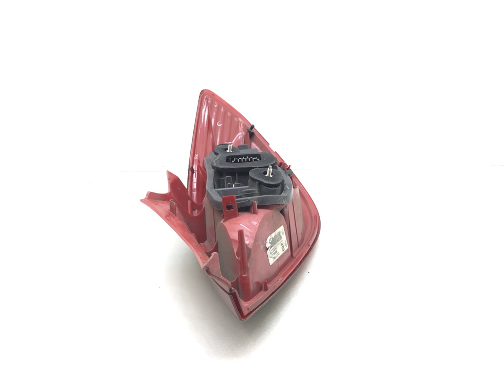 Фонарь задний левый для Opel Corsa, 2012 г. 1.2 i бензин б/у — фото 4