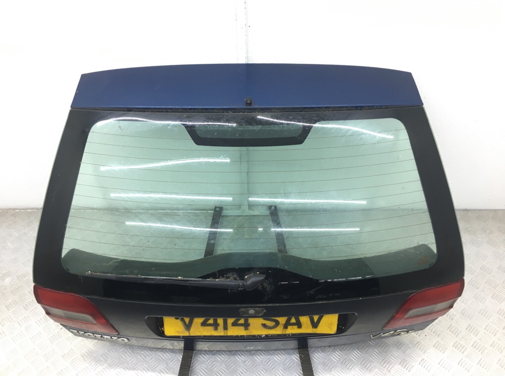 Крышка багажника для Volvo V40, 1999 г. 2.0 i бензин б/у — фото 2