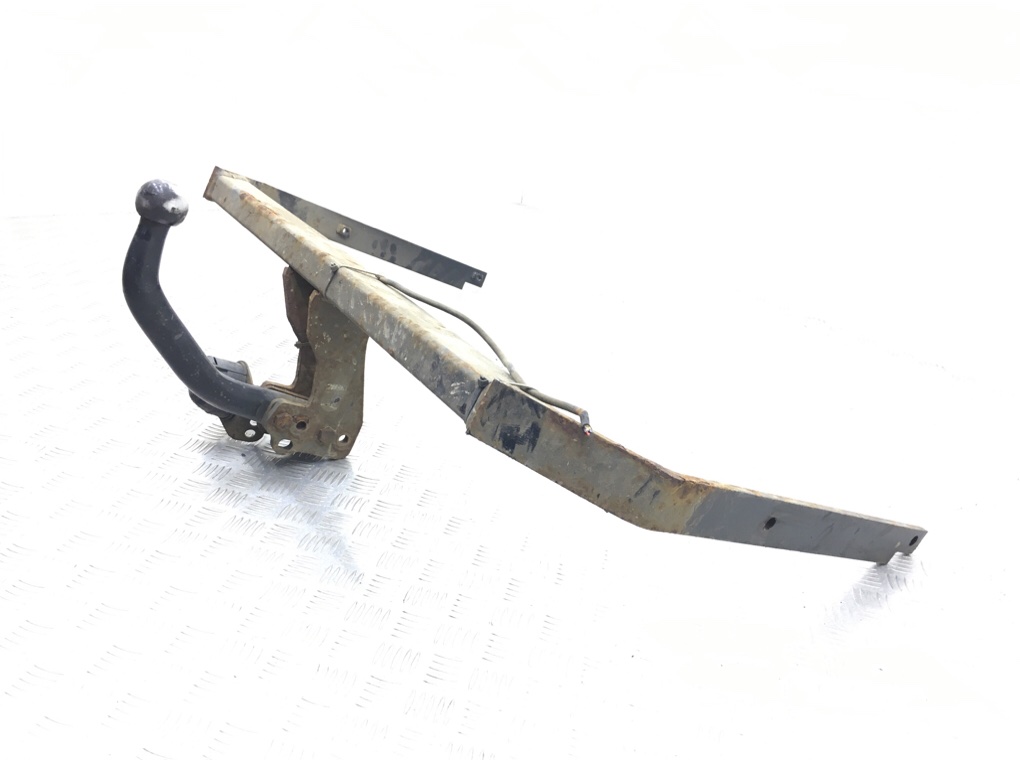 Прицепное устройство (фаркоп) для Ford Focus, 2009 г. 2.0 i бензин б/у — фото 4