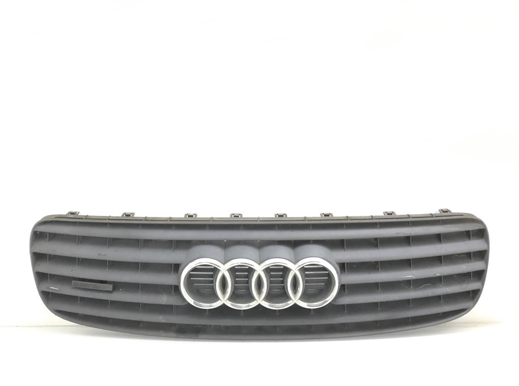 Решетка радиатора для Audi TT, 2002 г. 1.8 Ti бензин б/у