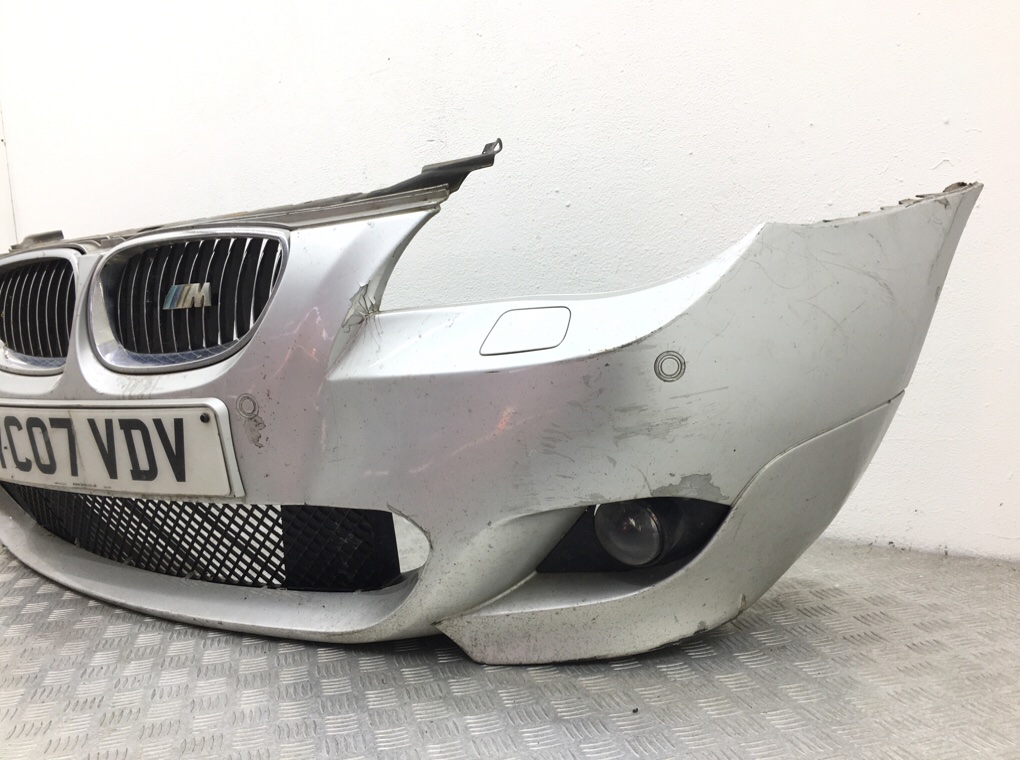 Бампер передний для BMW 5 E60/E61, 2007 г. 3.0 TD дизель б/у — фото 4