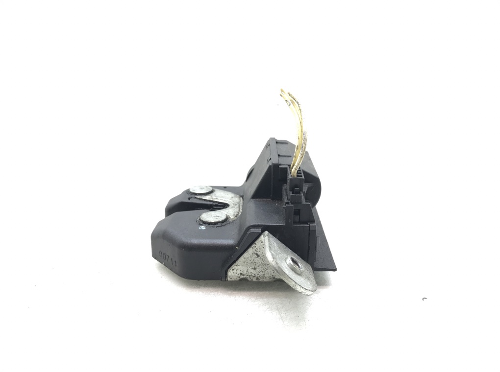 Замок багажника для Opel Corsa, 2011 г. 1.3 CDTi дизель б/у — фото 4