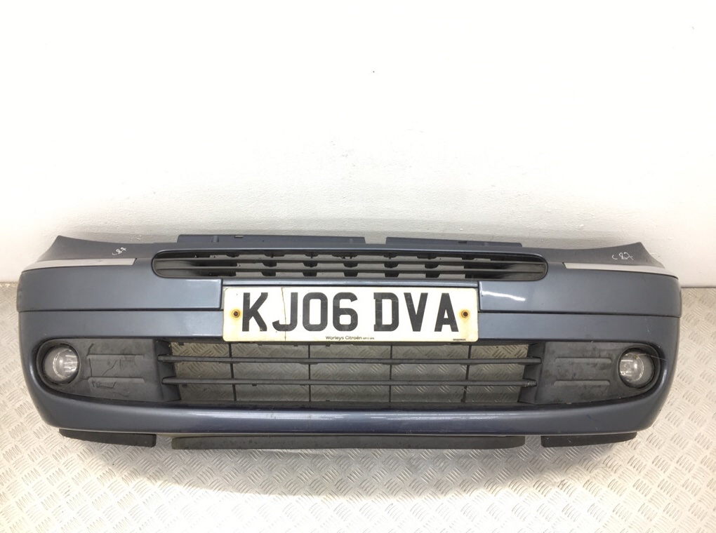 Бампер передний для Citroen Xsara Picasso, 2006 г. 1.6 i бензин б/у