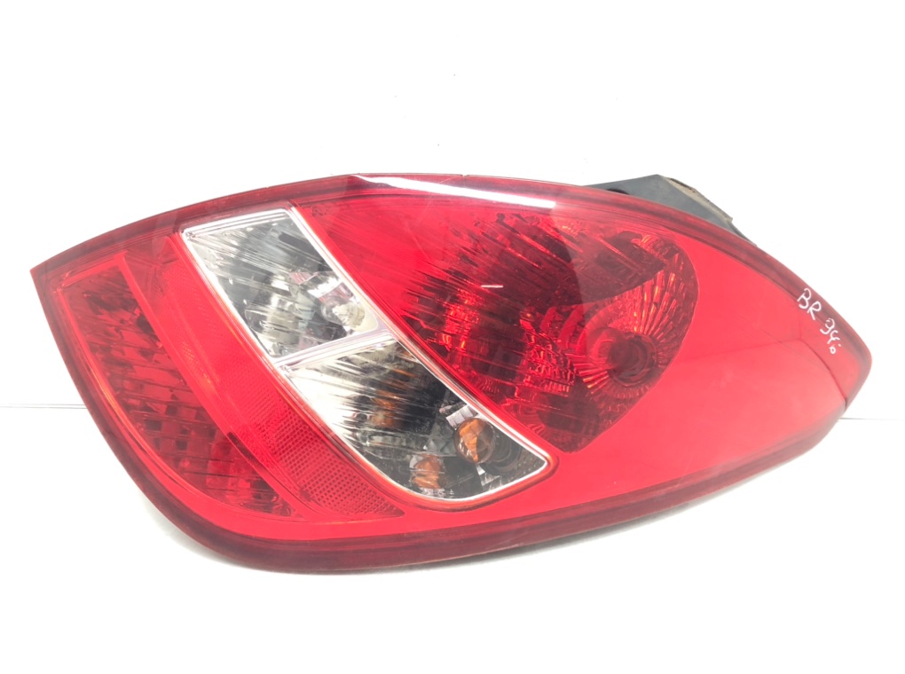 Фонарь задний правый для Hyundai i20, 2009 г. 1.4 i бензин б/у