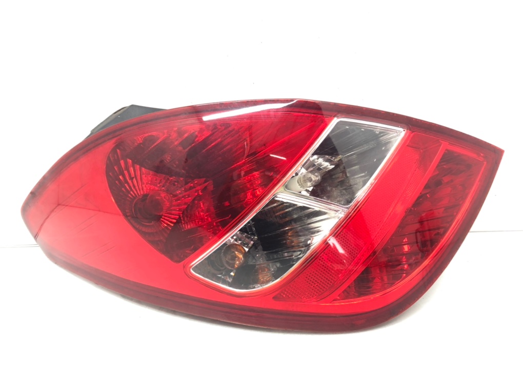 Фонарь задний левый для Hyundai i20, 2009 г. 1.4 i бензин б/у