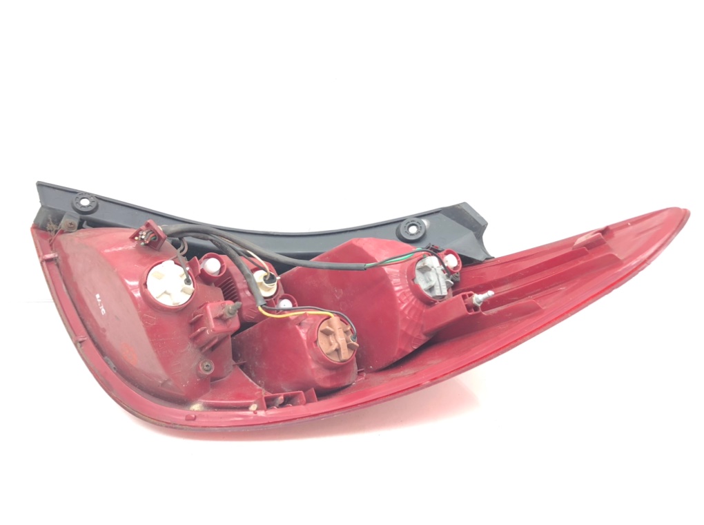 Фонарь задний левый для Hyundai i20, 2009 г. 1.4 i бензин б/у — фото 2