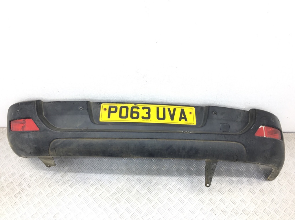 Бампер задний для Peugeot 3008, 2013 г. 1.6 HDi дизель б/у