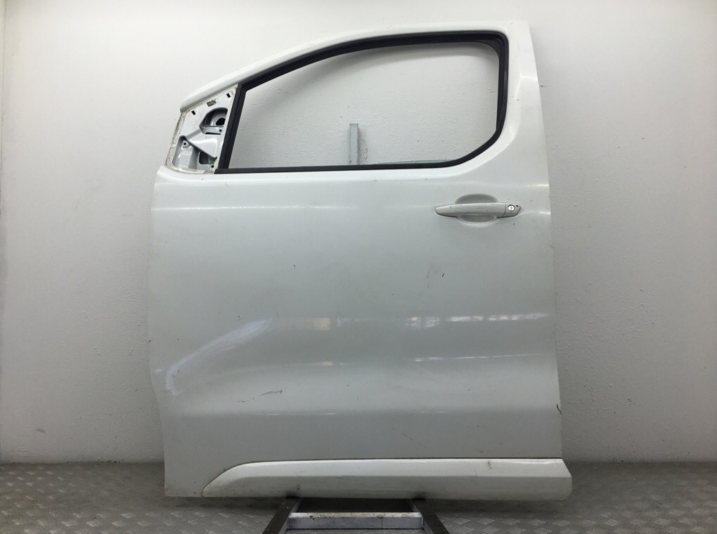 Дверь передняя левая для Opel Vivaro, 2019 г. 1.5 HDi дизель б/у