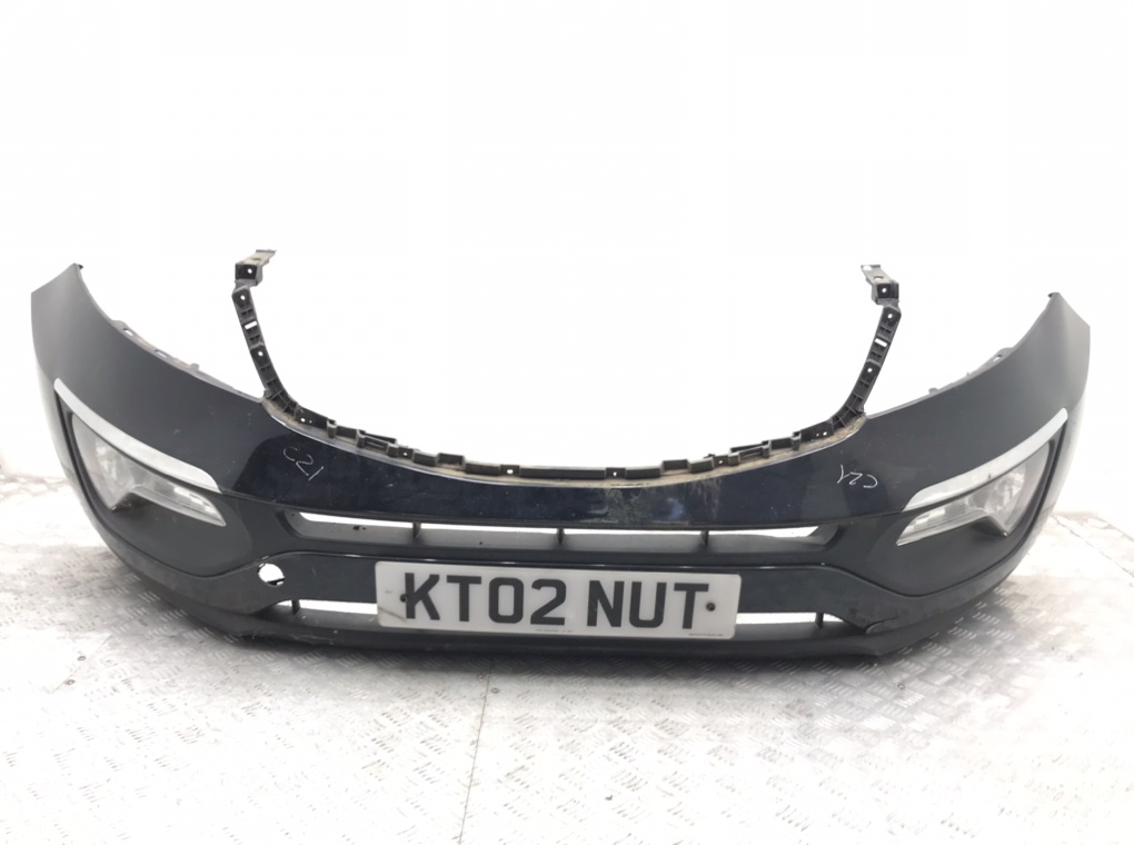 Бампер передний для Kia Sportage, 2012 г. 1.7 CRDi дизель б/у