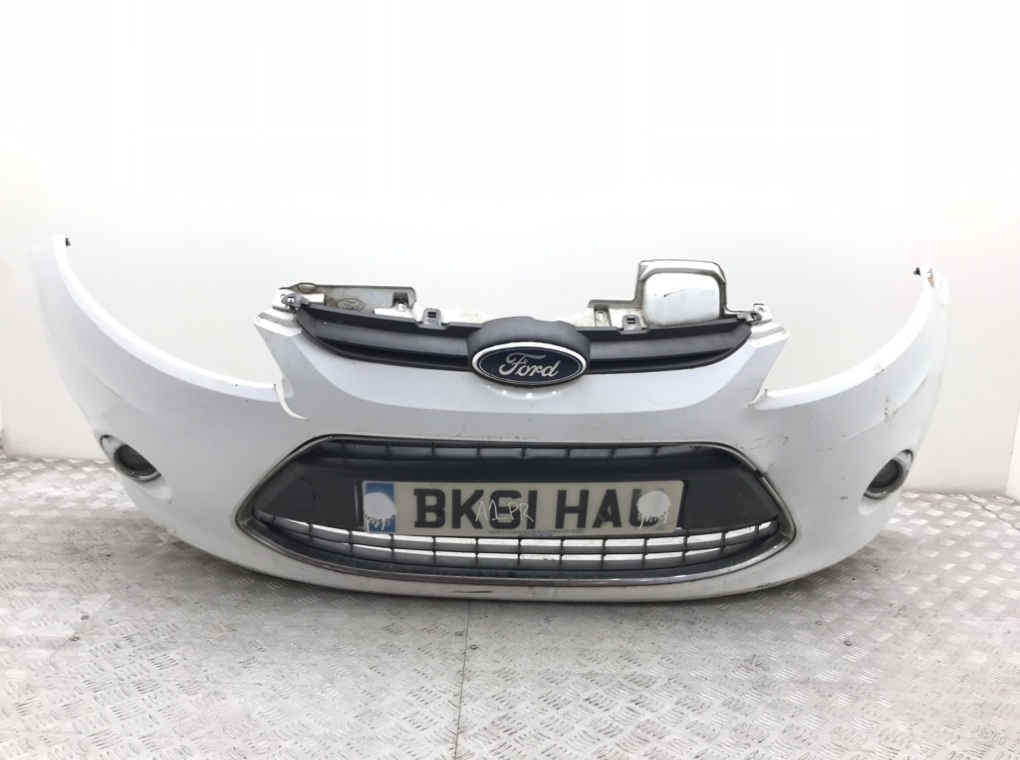 Бампер передний для Ford Fiesta, 2011 г. 1.4 i бензин б/у