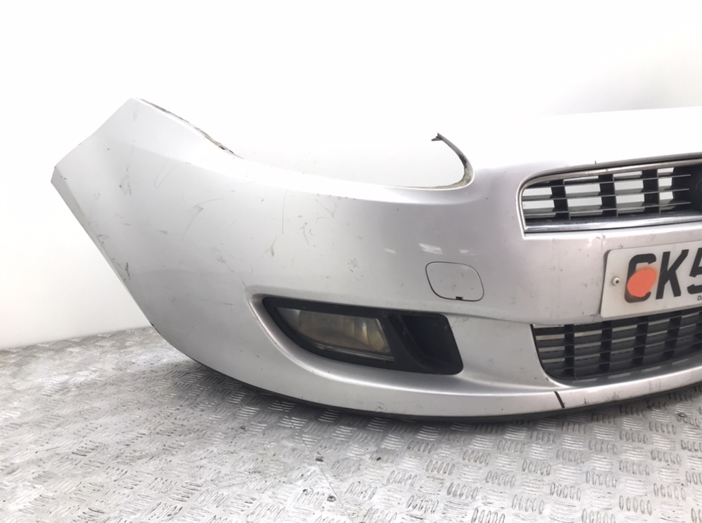 Бампер передний для Fiat Bravo, 2009 г. 1.4 i бензин б/у — фото 3