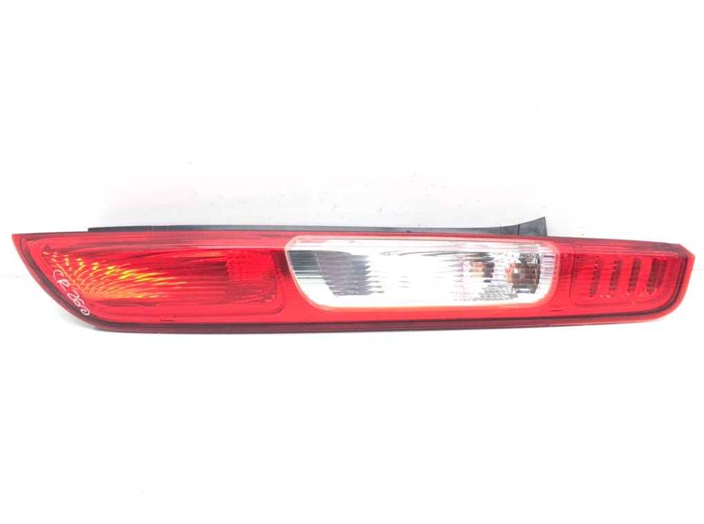 Фонарь задний правый для Ford Focus, 2005 г. 1.6 i бензин б/у