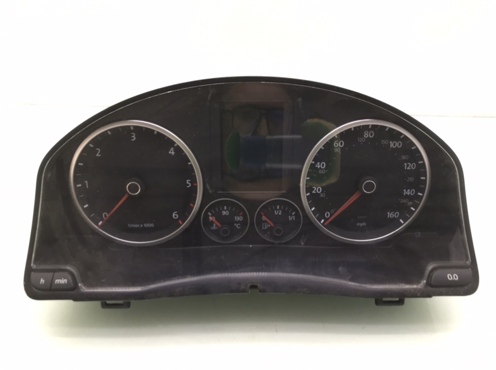 Щиток приборов (приборная панель) для Volkswagen Tiguan, 2009 г. 2.0 TDi дизель б/у