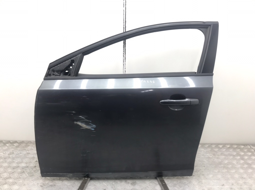 Дверь передняя левая для Volvo V40, 2013 г. 1.6 TD дизель б/у