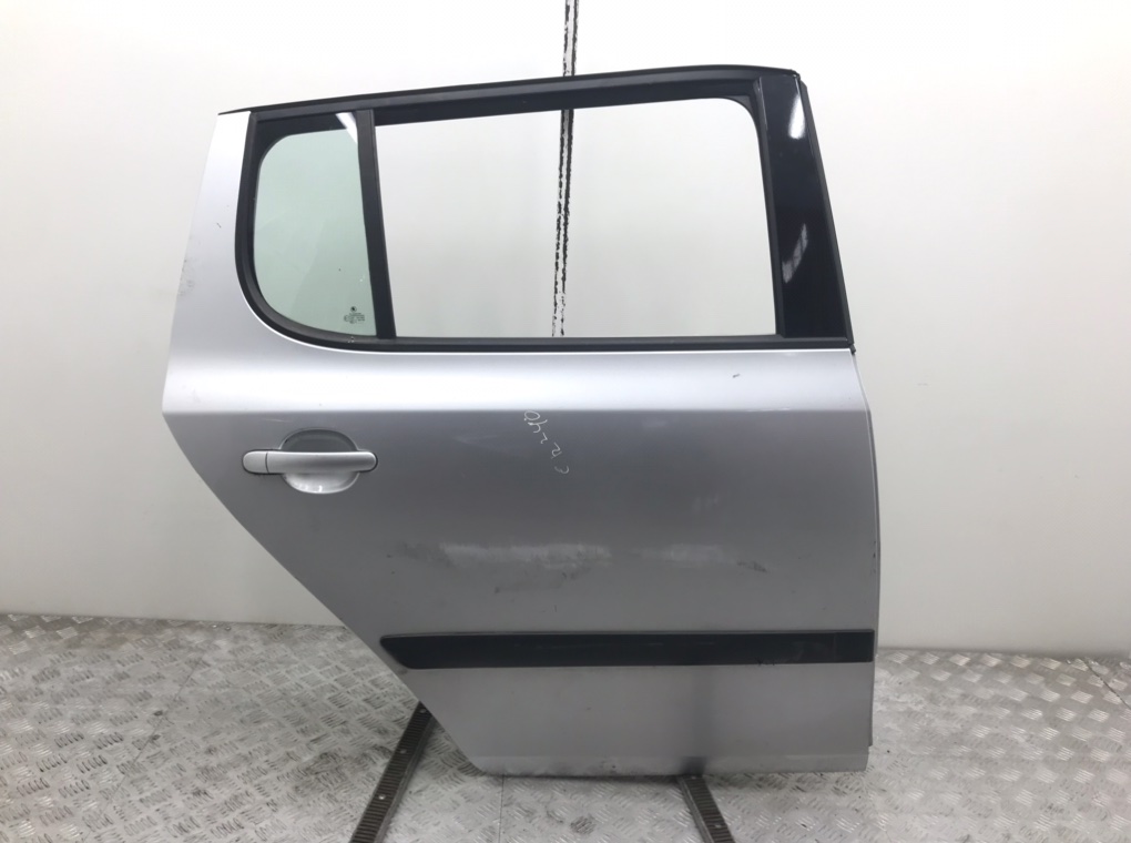 Дверь задняя правая для Skoda Fabia, 2007 г. 1.4 TDi дизель б/у