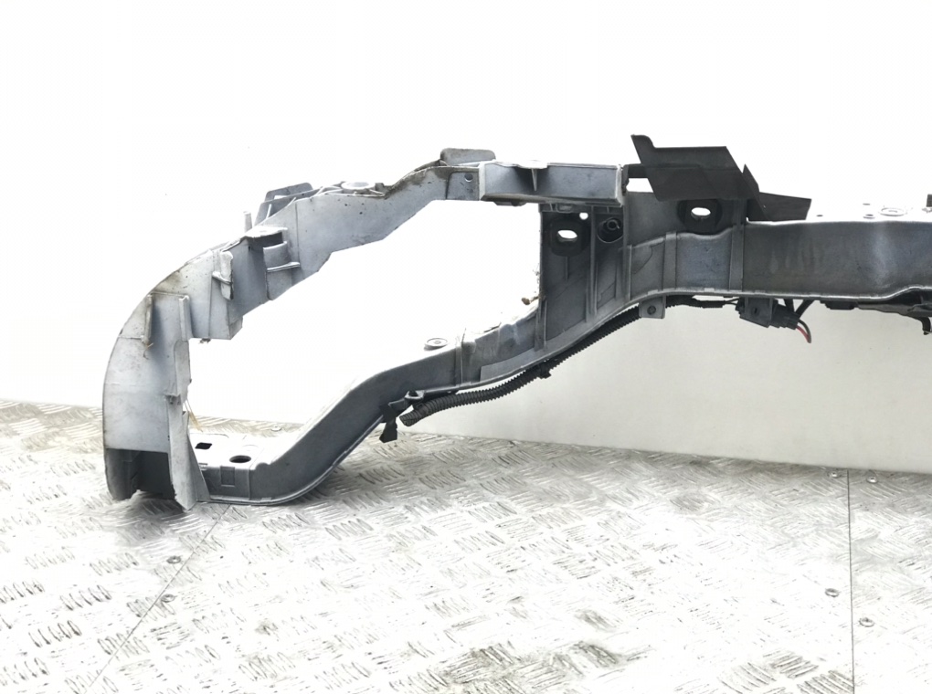 Панель передняя (телевизор) для Ford Focus, 2013 г. 1.0 i бензин б/у — фото 5